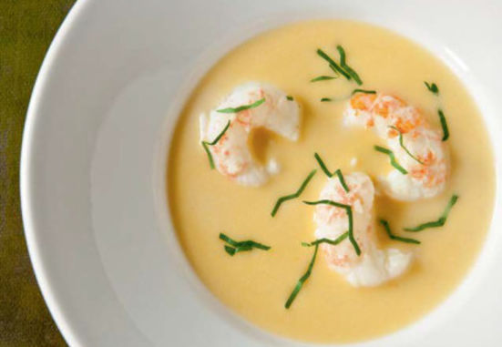 Langoustineroomsoep met cognac en peterselie